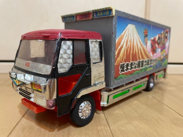 デコトラ トラック プラモデル 4トン ふそう ファイター 箱車 1⁄32