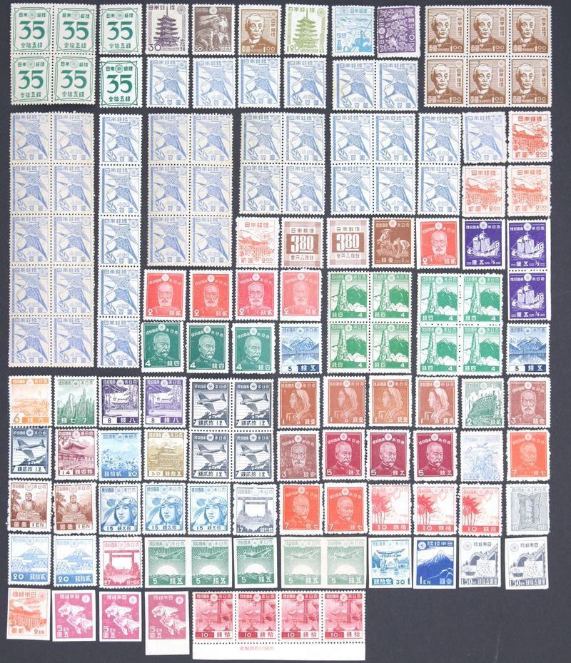 35■未使用 第1次 第2次 第3次 昭和切手 新昭和切手 コイル切手 金魚 落雁図 捕鯨 らでん模様 清水寺 数字 3円80銭 ブロック 等 140枚分
