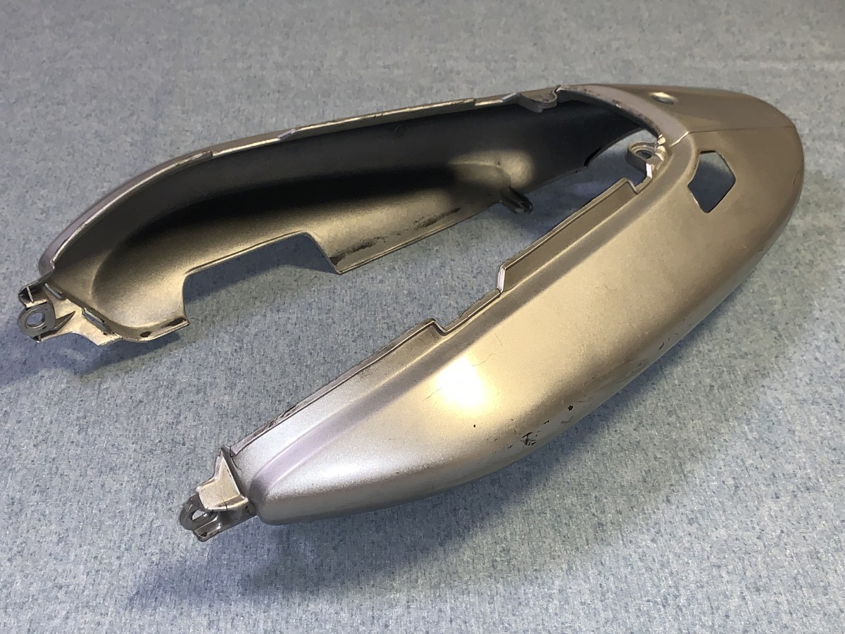 ホーネット250 | ホンダ 純正 テールカウル KEA 中古 純正テールカウル