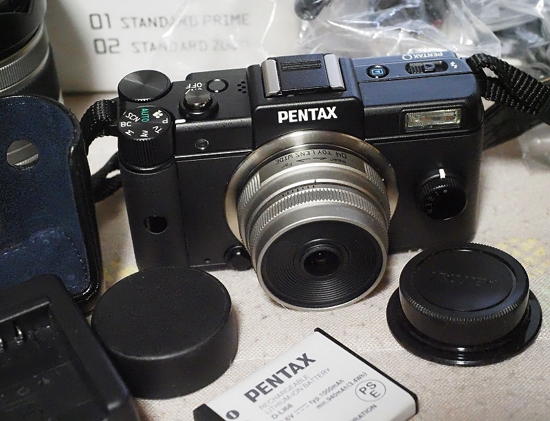 送料無料，限定SALE PENTAX Qボディ + レンズ3本セット ☆良品☆
