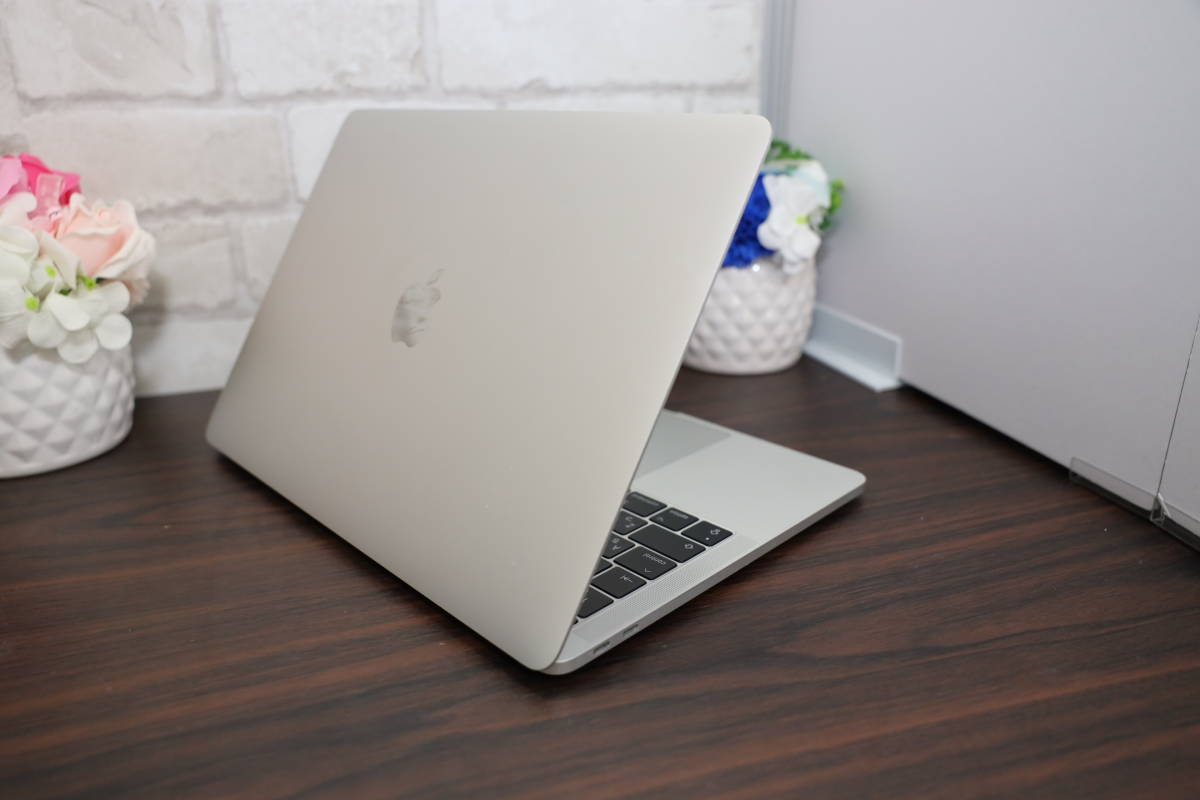 ジャンク 限定1台限り MacBook Pro (13-inch， 2017， Two Thunderbolt 