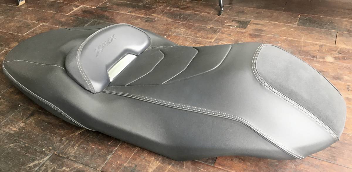 X-MAX250 ワイズギア製 シート 豊富な，低価 ヤマハXMAX250用