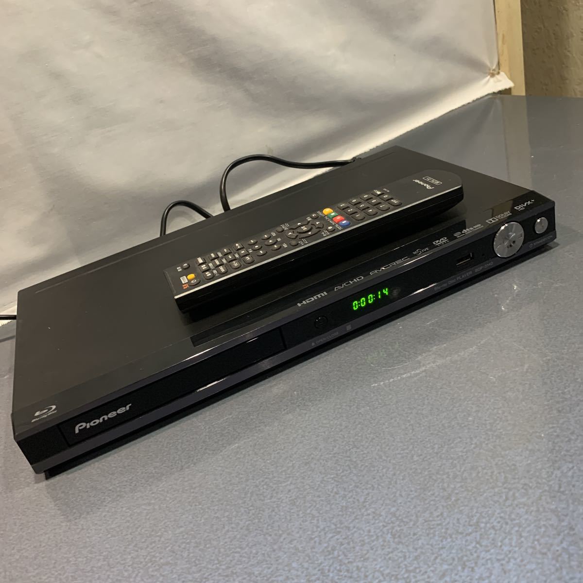 Pioneer ブルーレイディスクプレーヤー Blu-ray Disc Player BDP-3140 2018年製 リモコン付属 パイオニア BD / DVD 再生確認済み 動作品