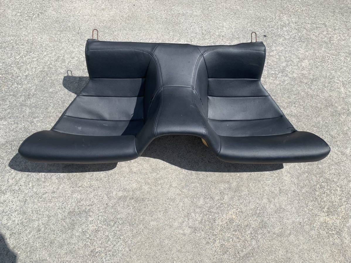 マツダ Rx 7 Fd3s 純正リアシート 後部座席 座面 内装 5型rs マツダ用 売買されたオークション情報 Yahooの商品情報をアーカイブ公開 オークファン Aucfan Com
