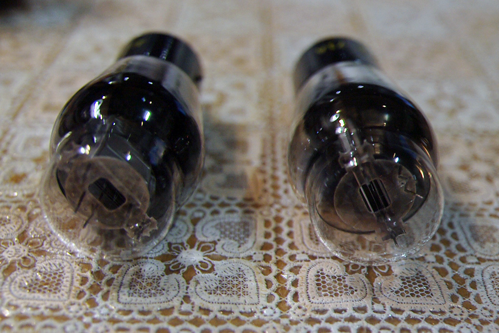 真空管 UNITED ELECTRON 71A 6BQ5⁄EL84 RSD □□UNITED オーディオ機器