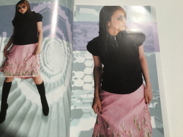 安室奈美恵 AMR NAMIE AMURO TOUR GENIUS 2000 ツアーパンフレット」美 