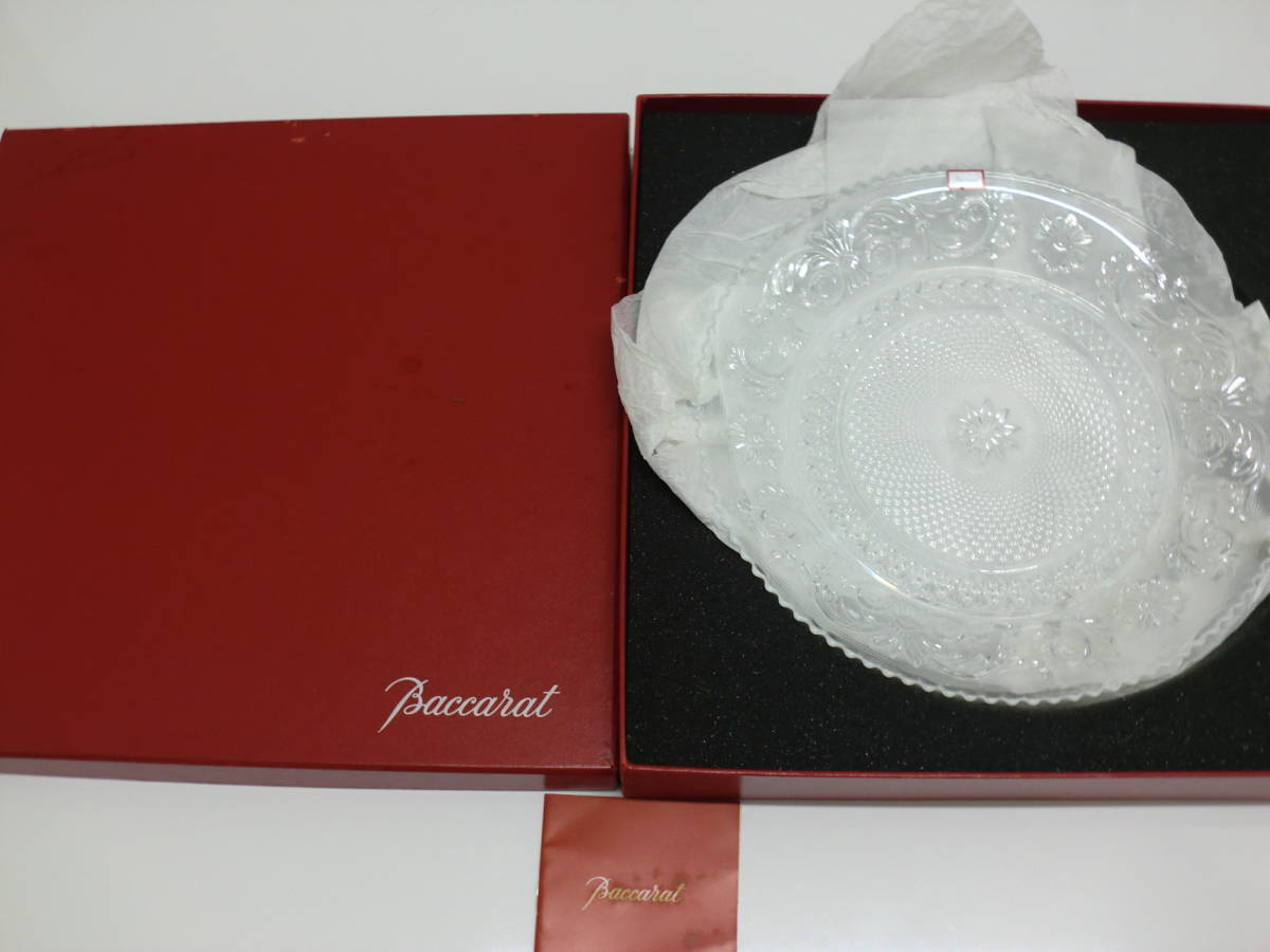 新品 Baccarat クリスタル皿 アラベスク 24センチ Baccarat バカラ