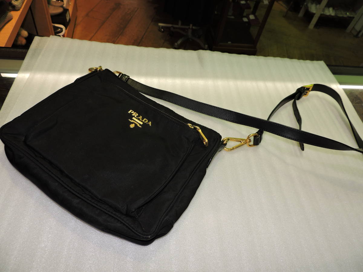 新品，格安 191027 PRADA(プラダ) ショルダーバッグ ナイロン