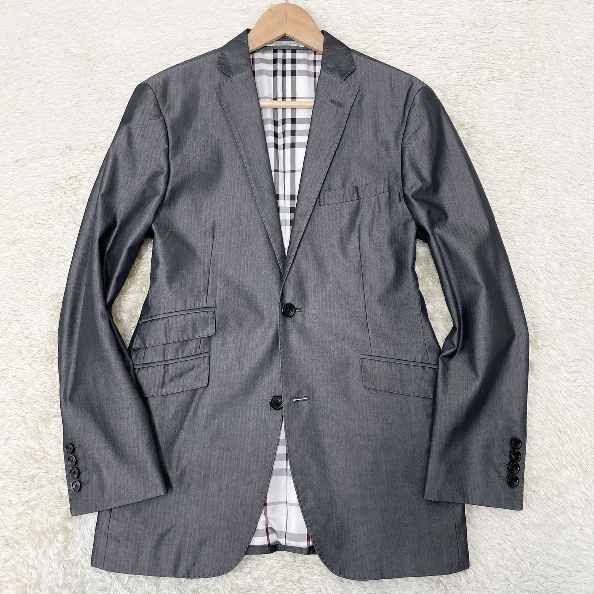 BURBERRY BLACK LABEL】上質なツヤ感コーデ◎微光沢 テーラード 