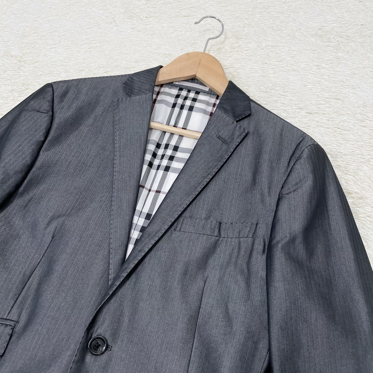 BURBERRY BLACK LABEL】上質なツヤ感コーデ◎微光沢 テーラード 