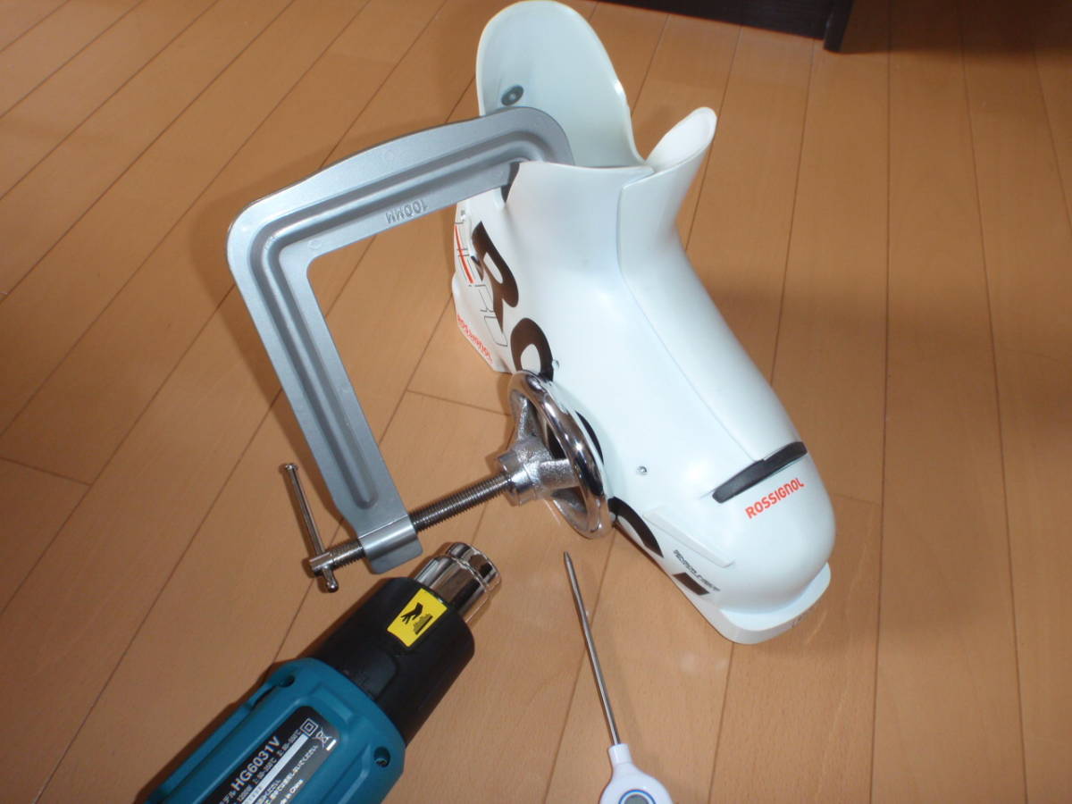 スキーブーツシェル出し用工具 DIYで自分の足型に加工してみては如何
