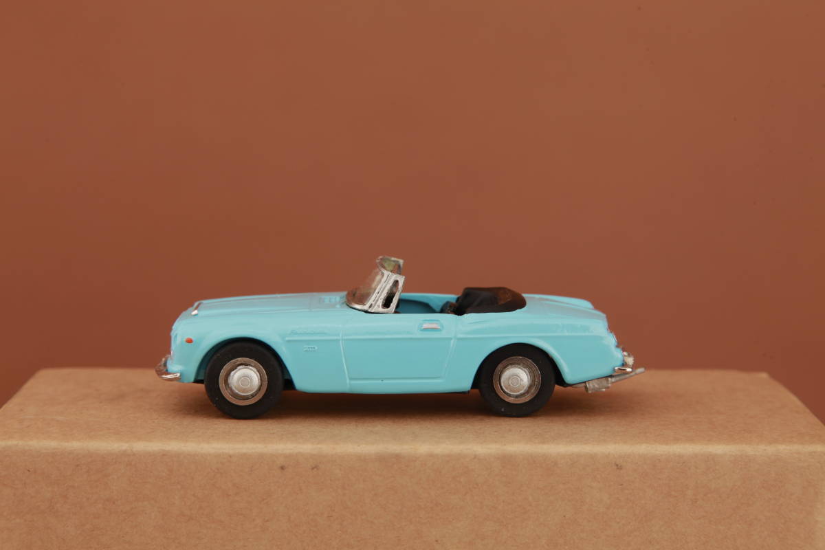 ☆希少☆1/43 Diapet DATSUN FAIRLADY 2000 SR311ダイヤペット