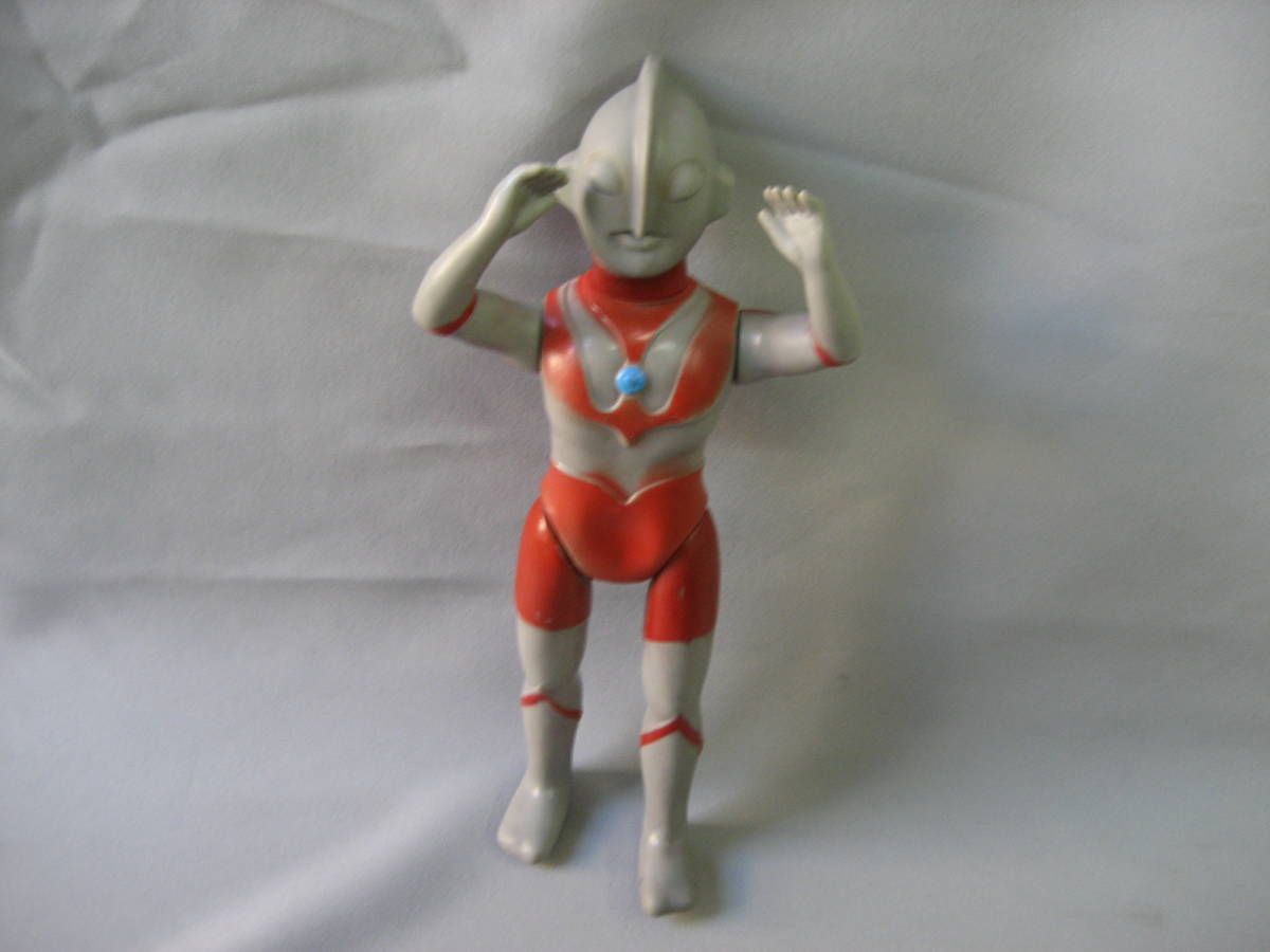 Yahoo!オークション - 円谷プロ ソフビ ウルトラマン マルサン 