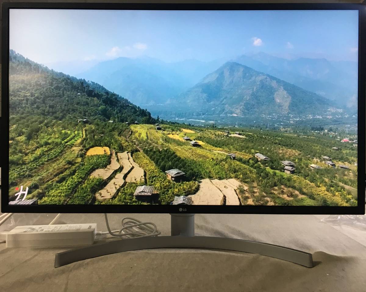 LG 32UL750-W 4Kモニター モニター 31.5インチ ディスプレイ - 公式 