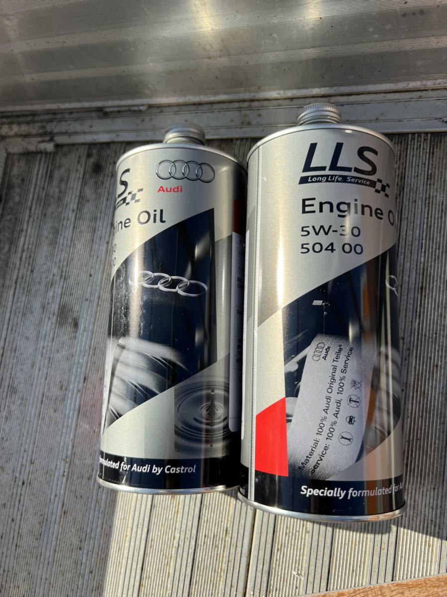 格安，最新作】 Audiエンジンオイル 5W-30 アウディ LLS