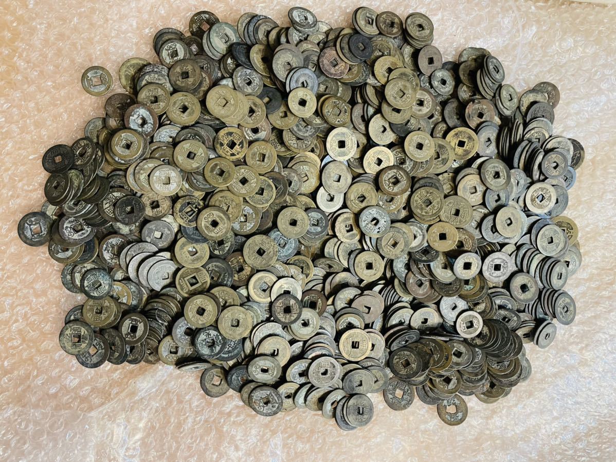 も*く様 4288【硬貨】約5キロ　約5Kg　硬貨　　古銭　メダル コイン 外国銭 古銭 - 銀貨 外国古銭 硬貨 大量まとめ | 総重量約4〜