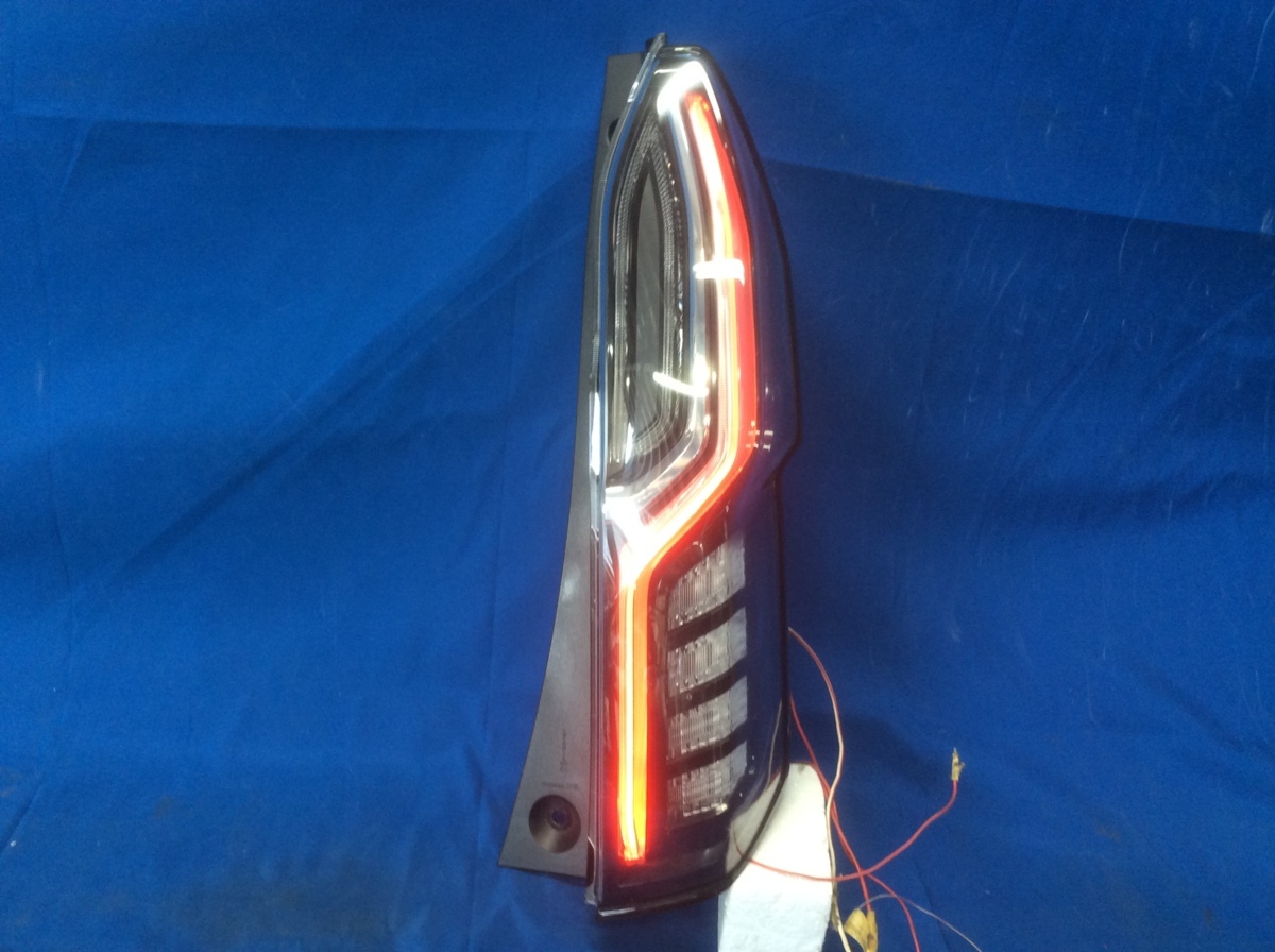 ホンダ N-BOXカスタム JF3 右テールランプ イチコー D186 LED 刻印:D
