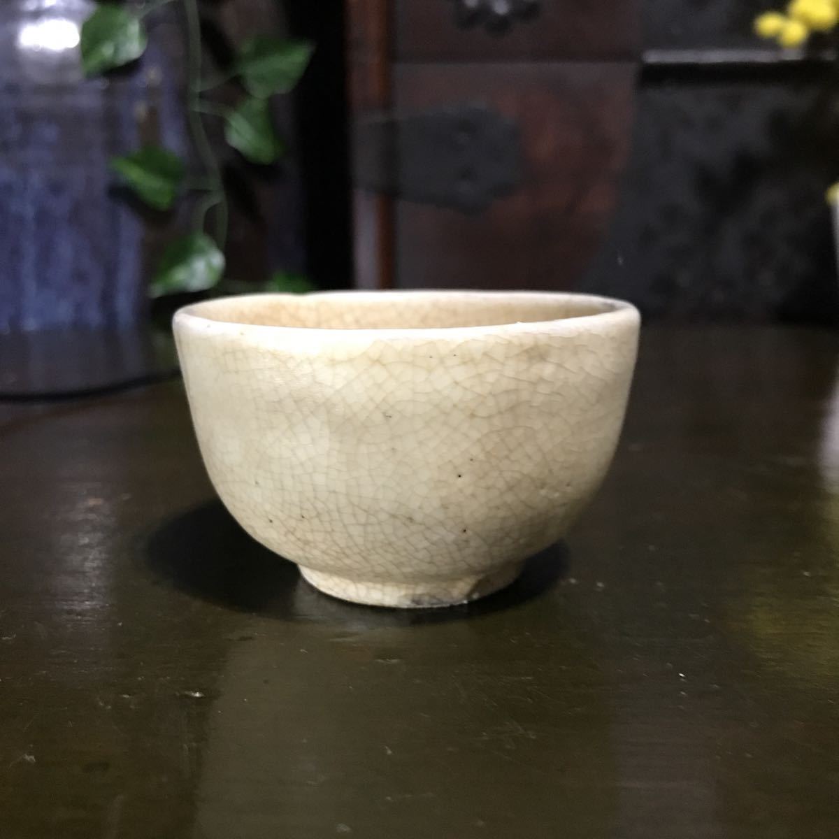 李朝雨漏手ぐい呑み 水漏ナシ 検 白磁 粉引 雨漏り手 堅手 盃 杯 蕎麦 
