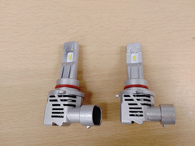  LEDヘッドライト ハイビーム トヨタ NOAH ノア H19.6 H25.12 ZRR70G ZRR75G ZRR70W ZRR75W HB3 M3(ヘッドライト)｜売買されたオークション情報、yahooの商品情報をアーカイブ公開 - オークファン トヨタ用