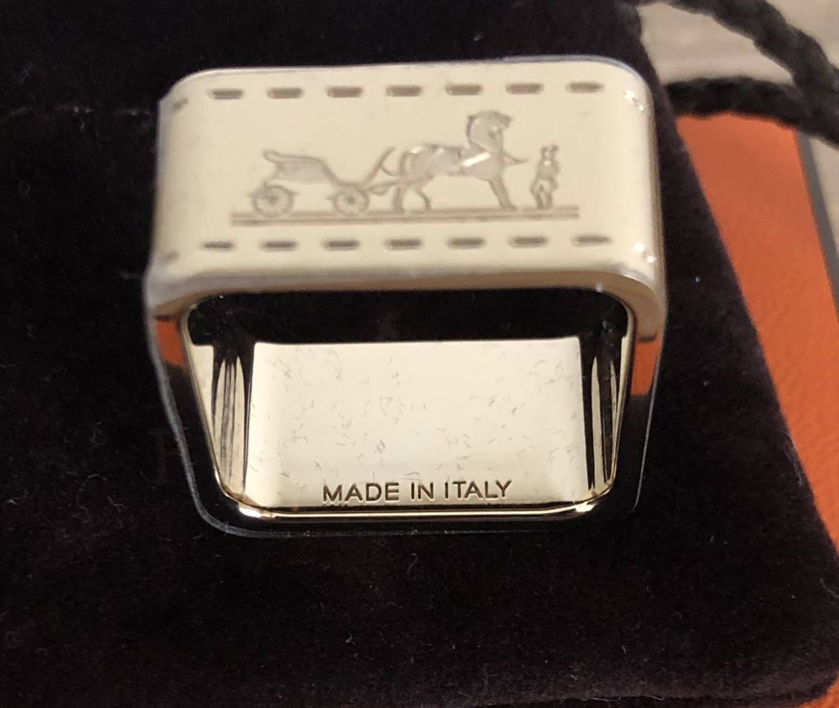 本物 新品保護シール付き エルメス スカーフリング スクエア ゴールド  