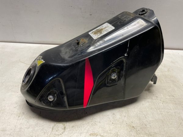 CRM250AR MD32 希少 ガソリンタンク (落札後の返品可能)