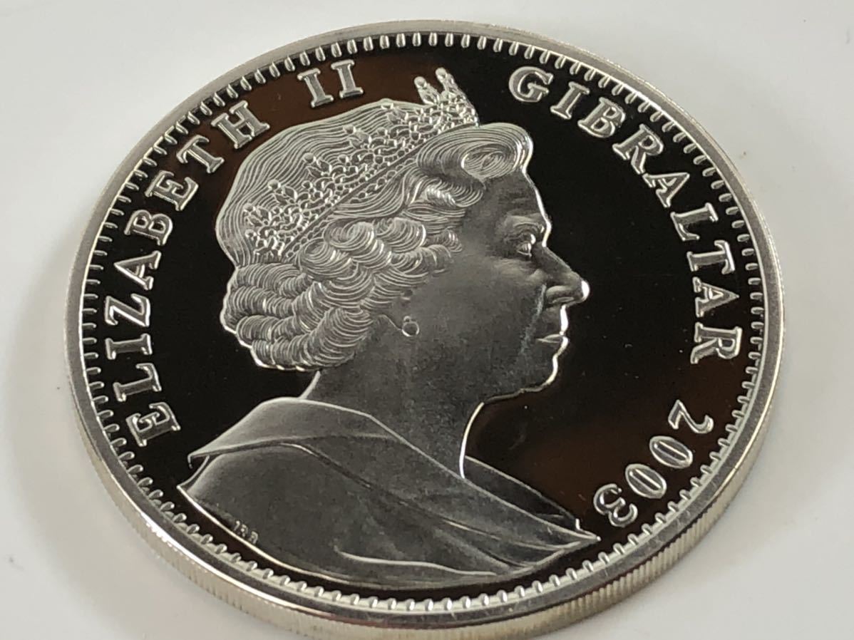 1000円～ピーターラビット クラウン銀貨 カラー銀貨 エリザベス女王