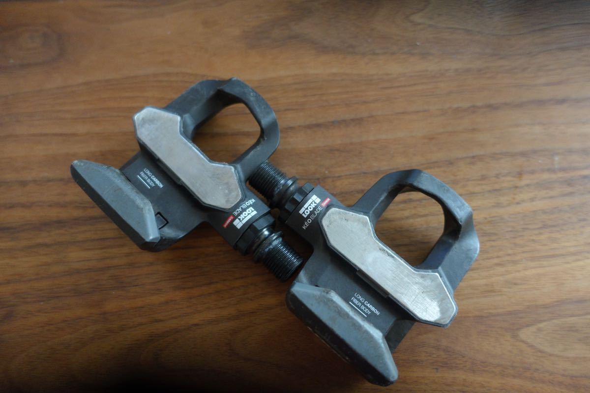  一円スタート ジャンク扱い LOOK CARBON ビンディングペダル チタンアクスル 左側固定不可(ビンディングペダル)｜売買されたオークション情報、yahooの商品情報をアーカイブ公開 - オークファ ビンディングペダル