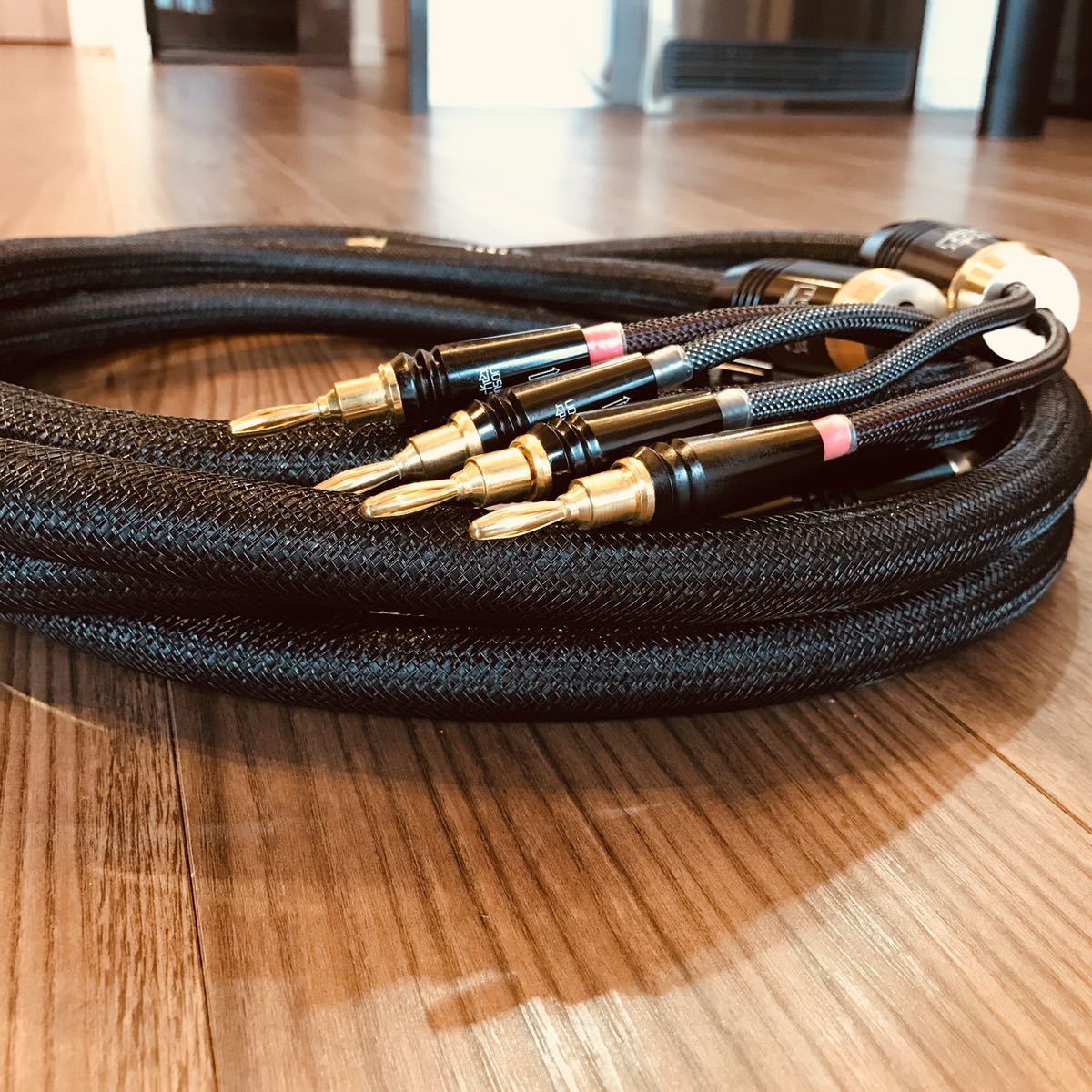 QED Ruby Anniversary Evolution 2.5mペア、バナナ端子 スピーカー