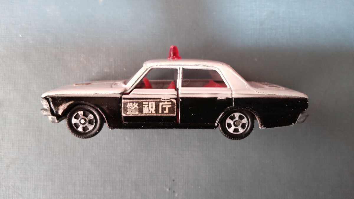 トミカ クラウン パトロールカー 1Aホイール
