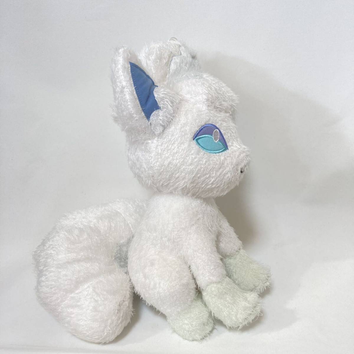 ロコン アローラのすがた ぬいぐるみ ポケットモンスターサン ムーン っかいぬいぐるみ ポケだっこ ポケぎゅっと ポケットモンスター 売買されたオークション情報 Yahooの商品情報をアーカイブ公開 オークファン Aucfan Com