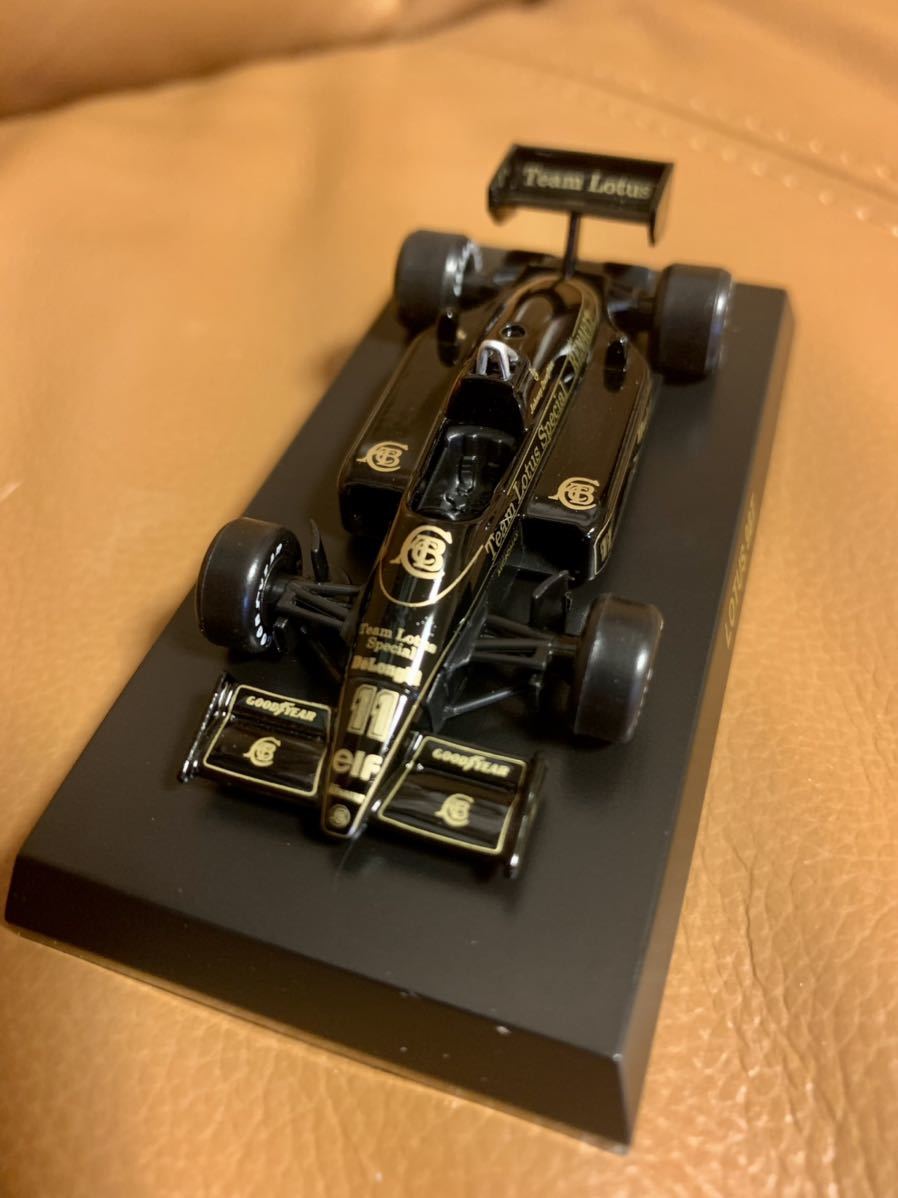 京商 1/64 F1 Lotus 98T #11 ジョニーダンフリーズ サークルKサンクス