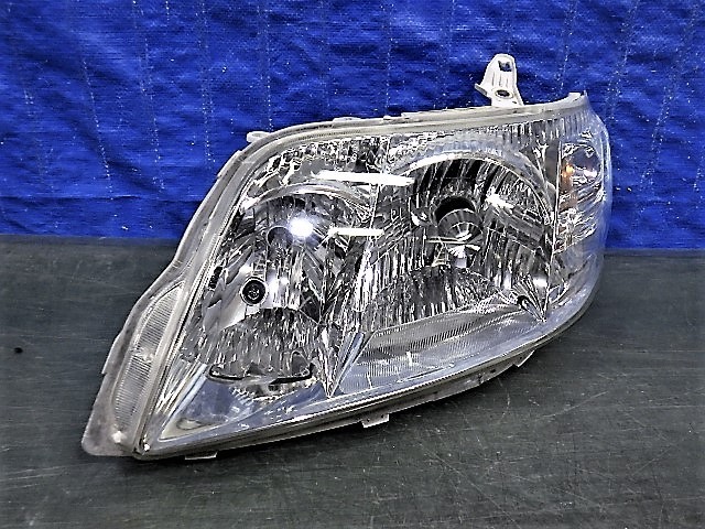 カローラ フィールダー NZE121 左ヘッドライト HID KOITO 100-78262 