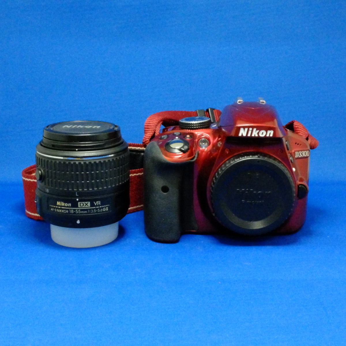 人気，セール良品 デジタル一眼レフカメラ ニコン Nikon D3300 ズームレンズキット AF-S DX 18-55mm f3.5-5.6G VRII付き(ニコン)｜売買されたオークション情報、yahooの商品情報をアーカイブ公開 - オークファン ニコン