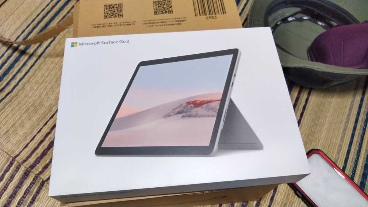Surface Go 2 64GB キーボード　ケース付き