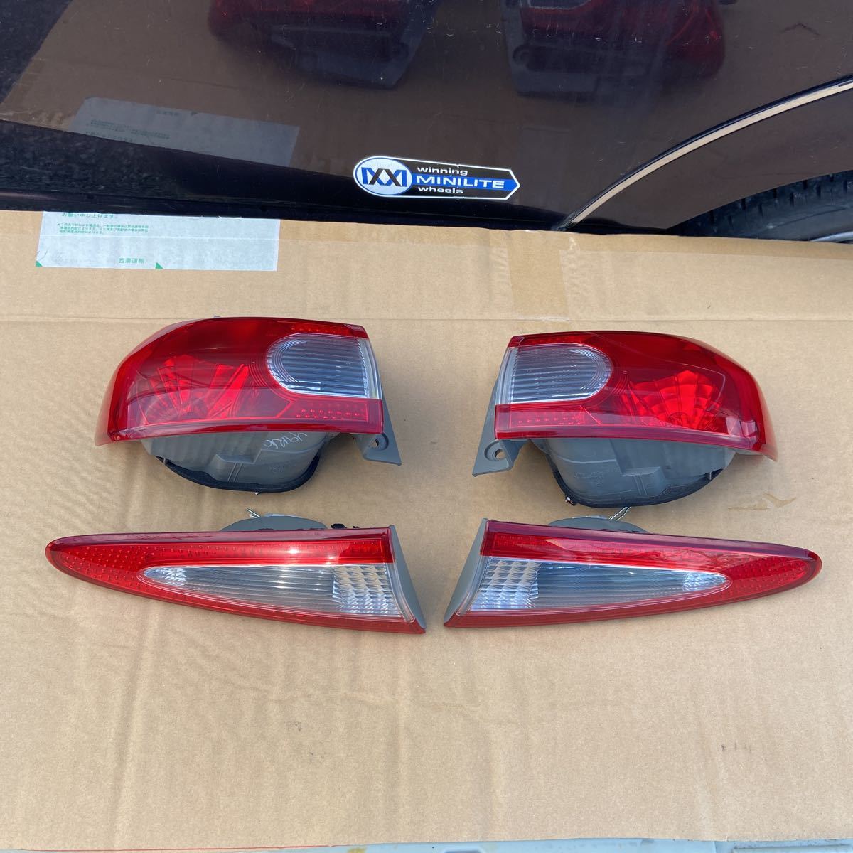 ダイハツ ソニカ L405s ターボ車 純正 テールライト テールランプ テールレンズ バックランプ バックライト 一式 セット テールライト 売買されたオークション情報 Yahooの商品情報をアーカイブ公開 オークファン Aucfan Com