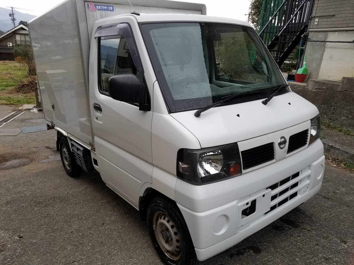 日産 冷蔵冷凍車 クリッパー クリッパートラック NT100クリッパー