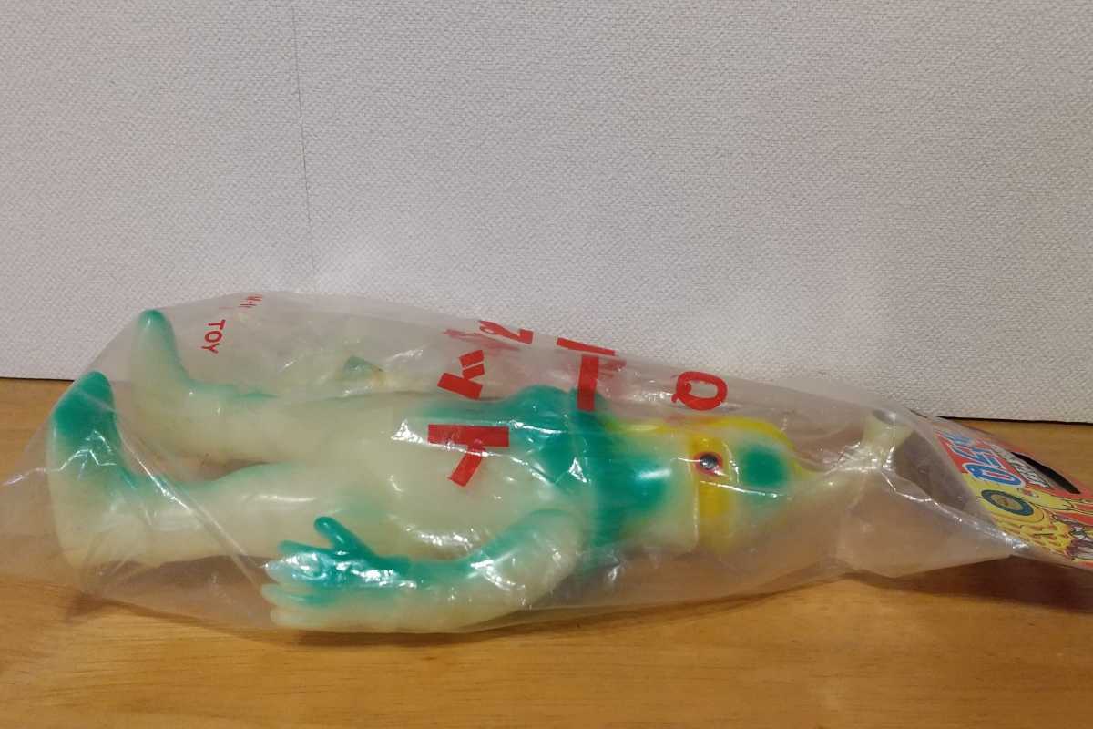 未開封品) M1号 ケムール人 蓄光 東京タワー プレイセット / 世紀の大 