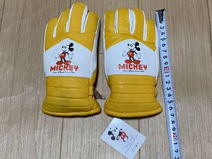 ミッキー 手袋のヤフオク の相場 価格を見る ヤフオク のミッキー 手袋のオークション売買情報は19件が掲載されています
