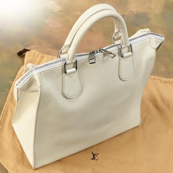 美品LOUIS VUITTON ビジネスバッグ 本物 美品 ルイヴィトン 絶盤 ランウェイ限定 最高級オールレザー