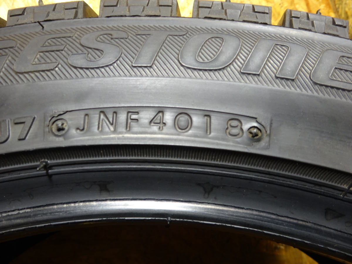 【青森発】225/45R18 91Q★未使用品 ブリヂストン BLIZZAK VRX 2018年製 1本 スタッドレス【送料無料】AOM-BS004 パンク修理 予備に 91Q 225&frasl;45R18 BLIZZAK R18 2023年製造 4本