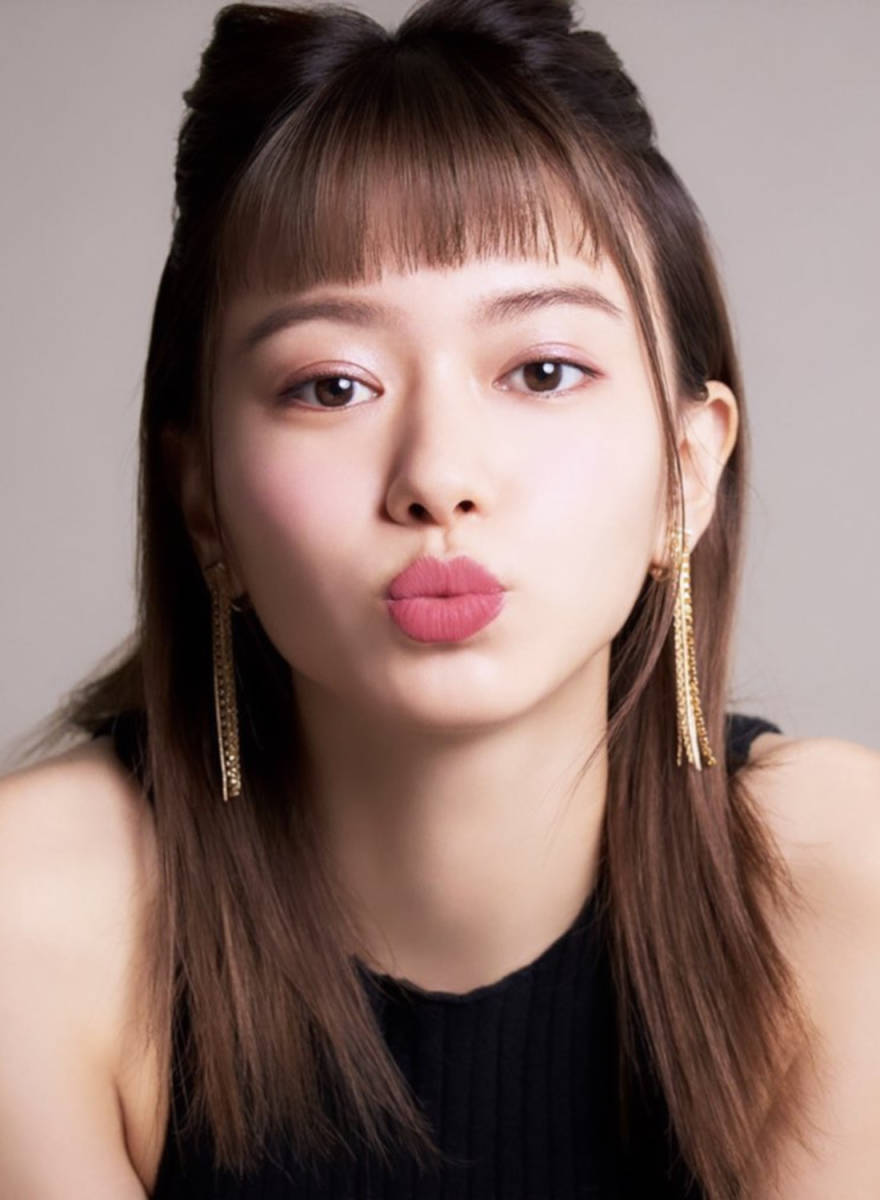 山本舞香 L判 写真 50枚 写真 売買されたオークション情報 Yahooの商品情報をアーカイブ公開 オークファン Aucfan Com