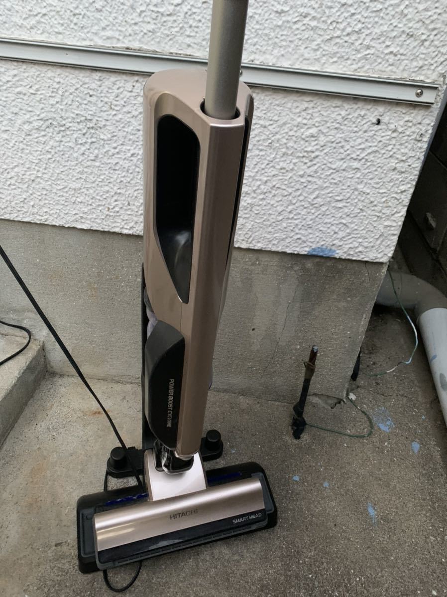 動作OK◇HITACHI ◇パワーブースト サイクロン式コードレスクリーナー
