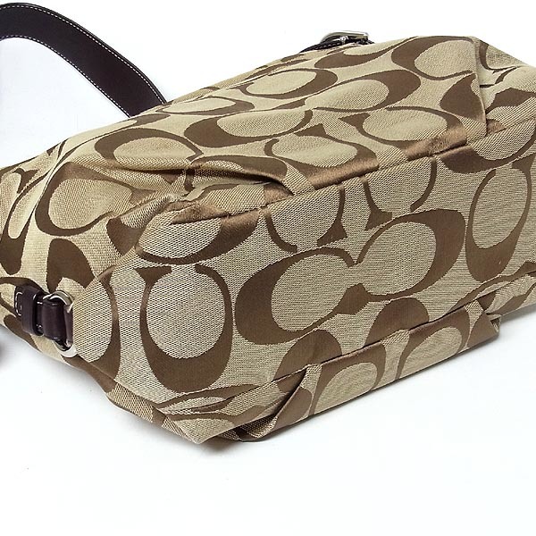 COACH シグネチャー コーチ F15067 ショルダーバッグ ダッフル バッグ ショルダー グレー コーチ&frasl;ショルダーバッグ&frasl;シグネチャーダッフルショルダーバッグ キャンバス COACH(コーチ) 美品 シグネチャーダッフルショルダー ワンショルダー f15067（バッグ・小物・ブランド雑貨）の通販