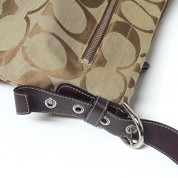COACH シグネチャー コーチ F15067 ショルダーバッグ ダッフル バッグ ショルダー グレー コーチ&frasl;ショルダーバッグ&frasl;シグネチャーダッフルショルダーバッグ キャンバス COACH(コーチ) 美品 シグネチャーダッフルショルダー ワンショルダー f15067（バッグ・小物・ブランド雑貨）の通販