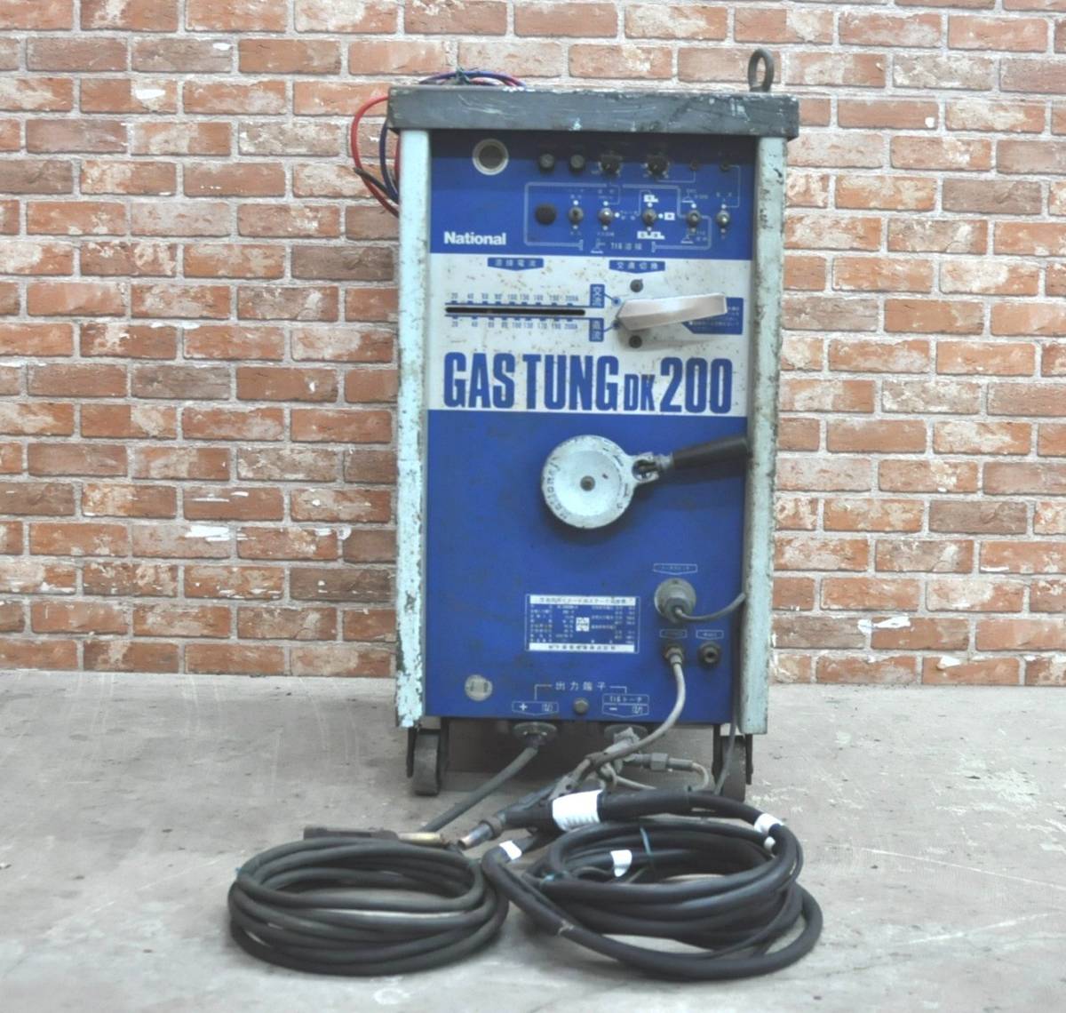 TIG溶接機 National YC-206TDK-6（動作未確認／引き取り限定）