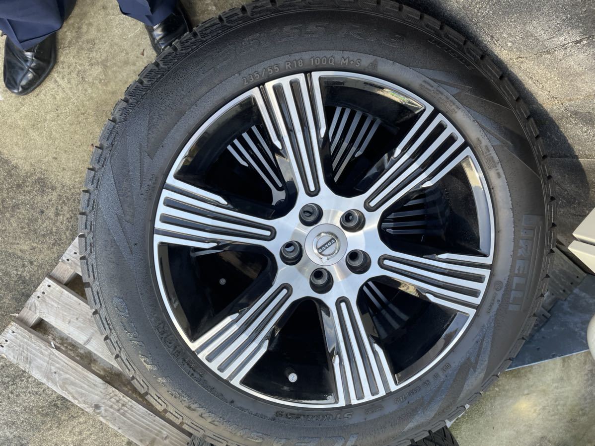 ボルボ 純正 XC40 V90CC ピレリ バリ山スタッドレス付き 4本セット 235 