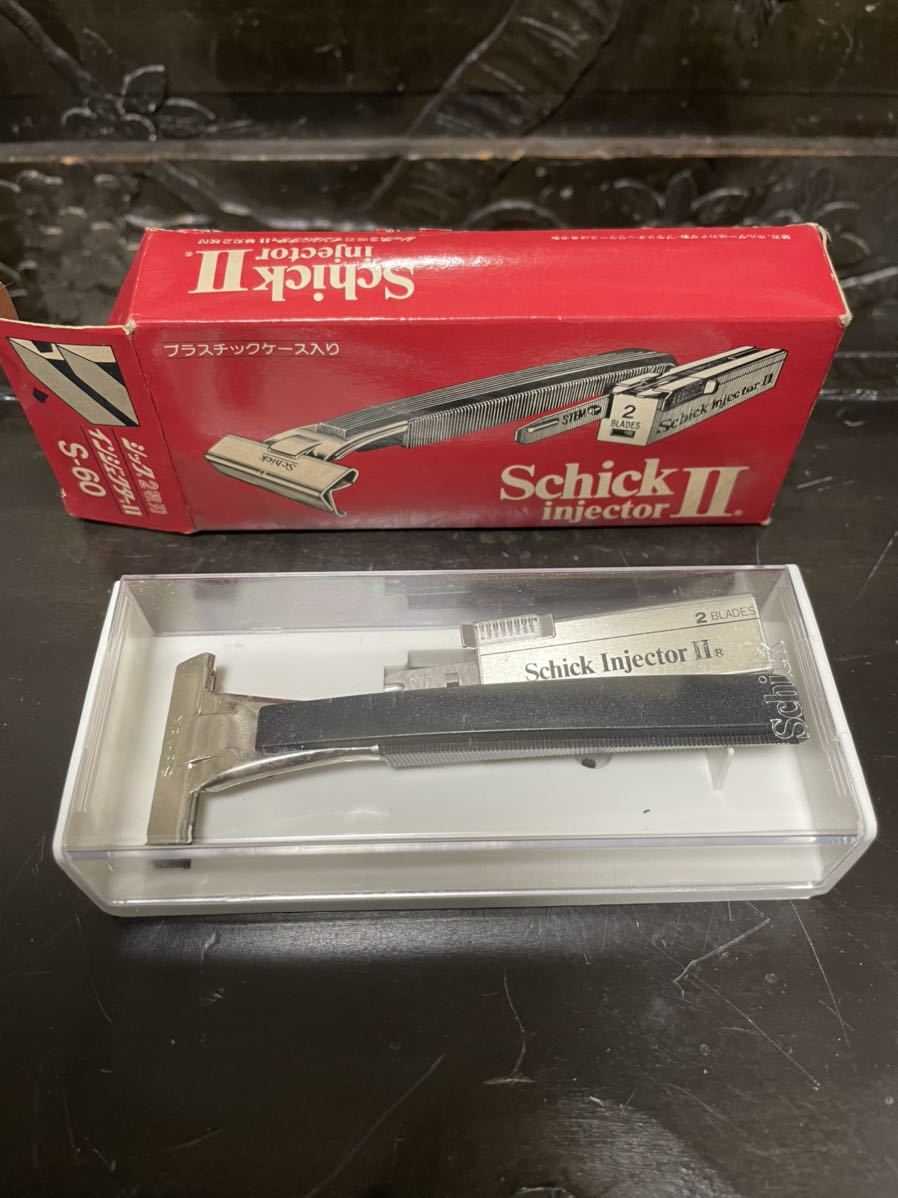昭和のカミソリ シックインジェクター ホルダーと替刃2個 付ST－150