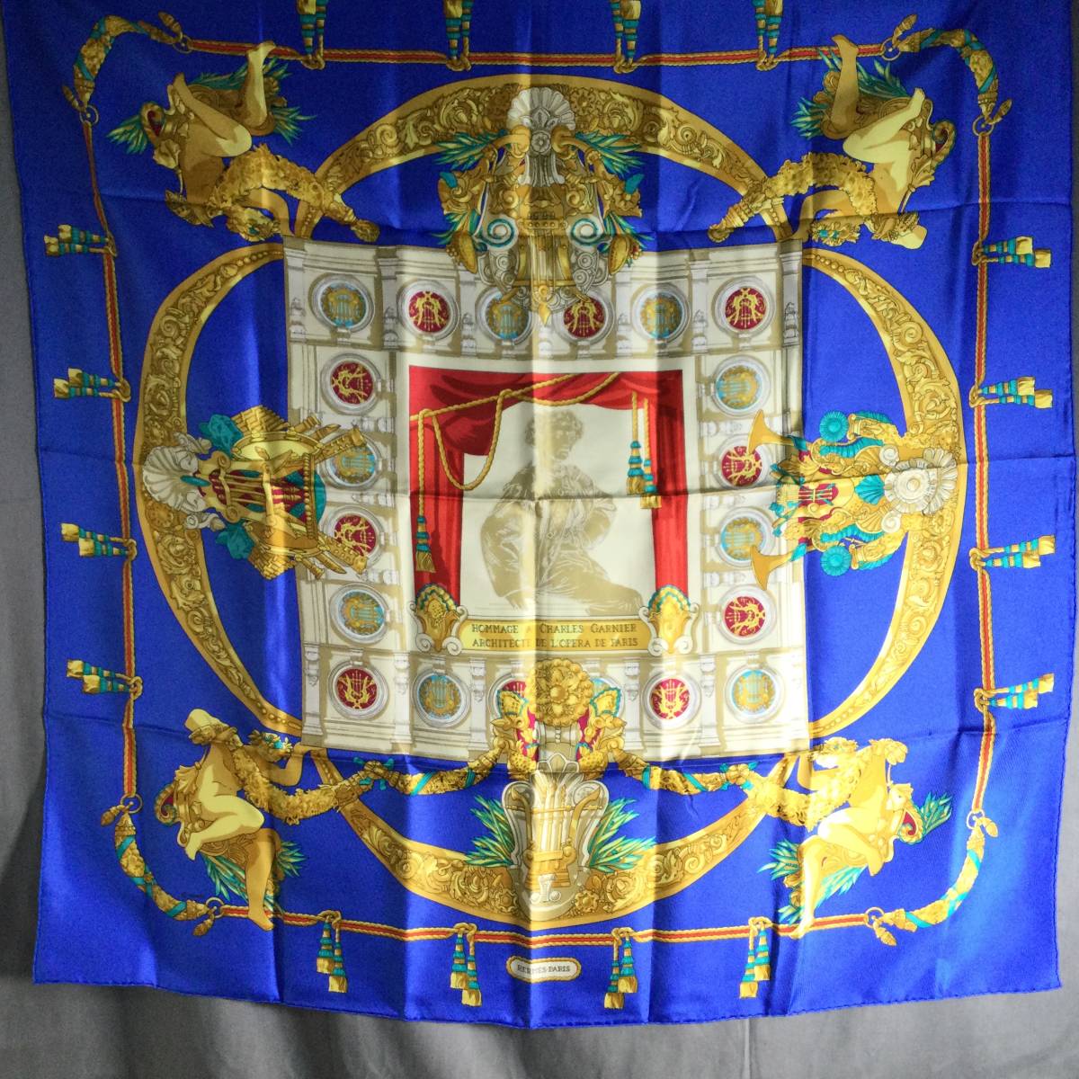 エルメス HERMES スカーフシャルル ガルニエへの賛辞シルク