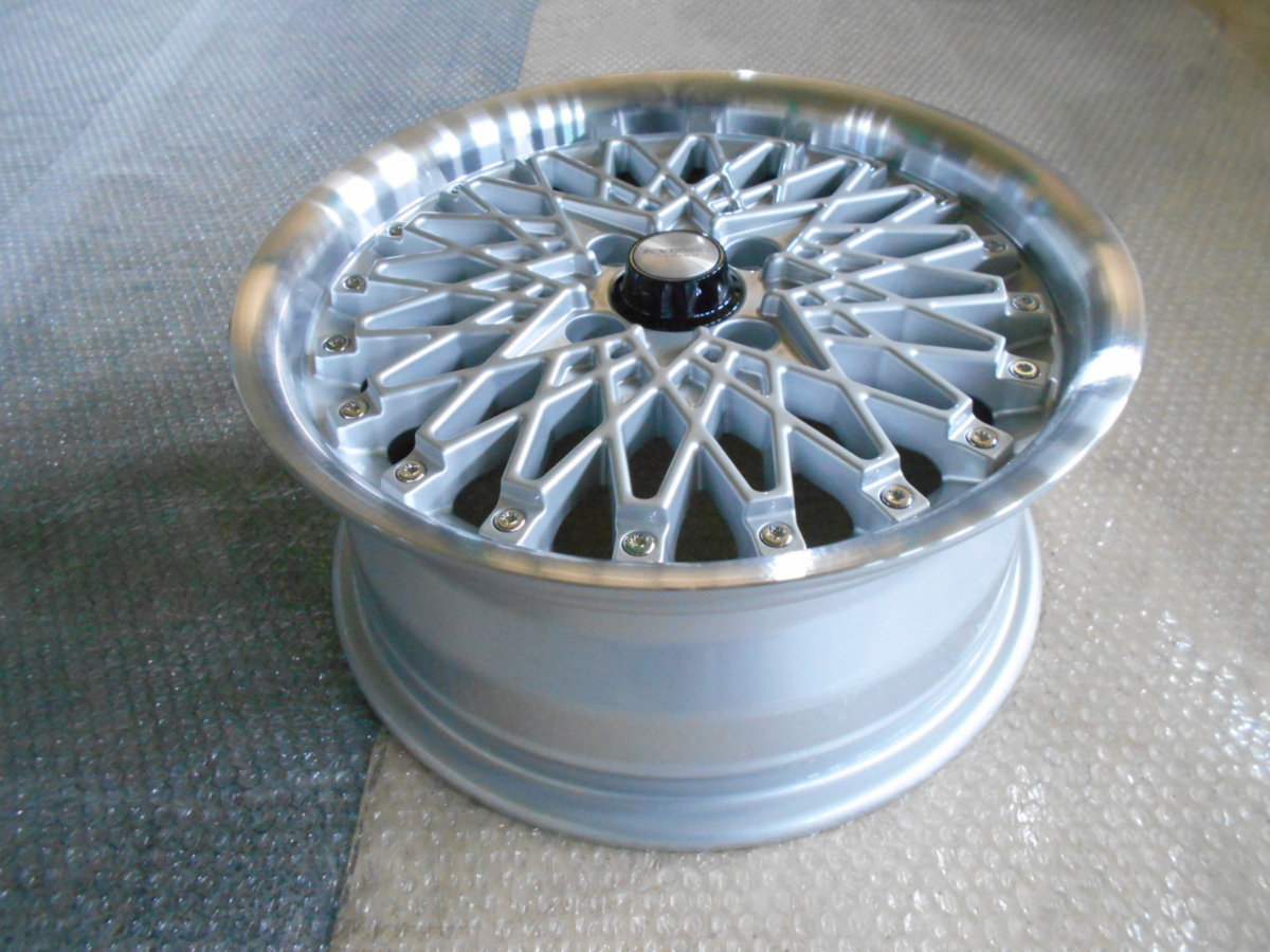 15インチ メッシュホイール4本セット KYOWA しろ