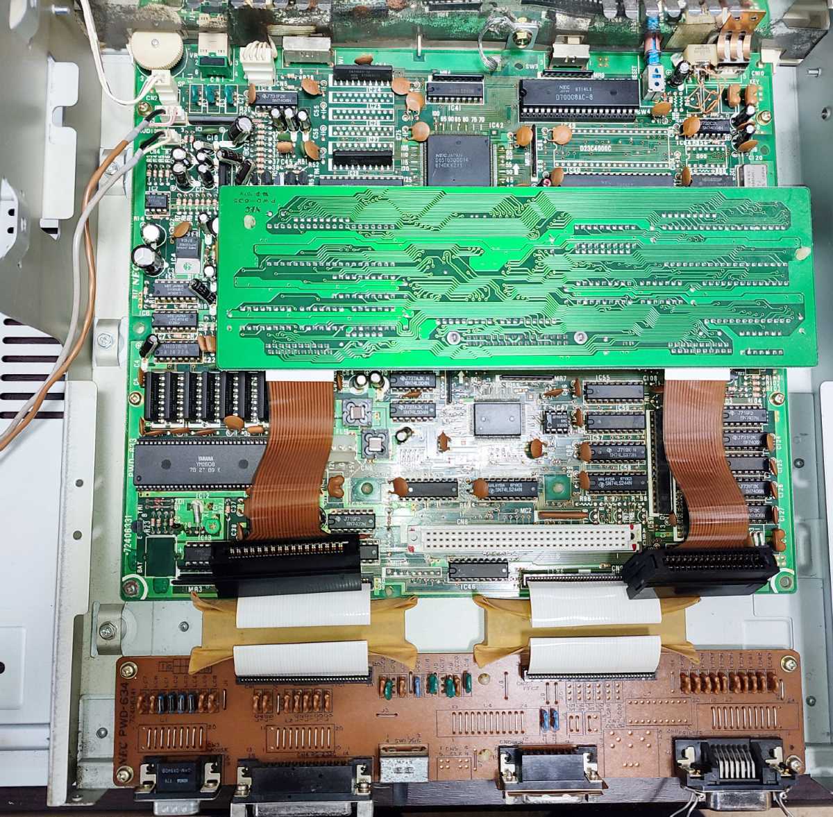 レトロPC 希少 NEC PC-8801FA本体、純正キーボードセット 起動確認